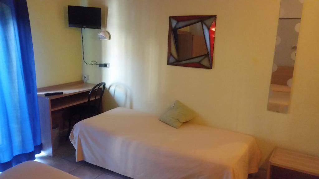 Hotel Stazione Novara Exterior photo